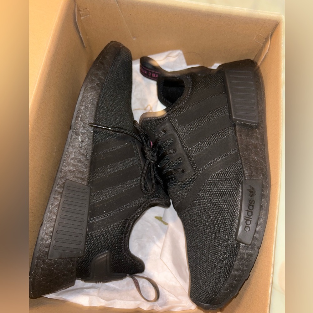 Adidas primeblue shoes